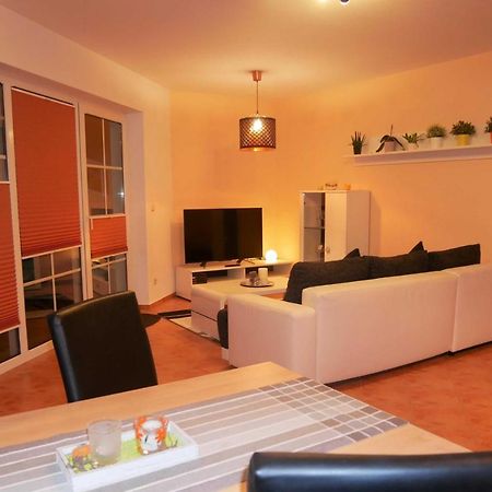 Ferienwohnung Lena Mit Terrasse Und Tiefgarage Koserow Exterior photo
